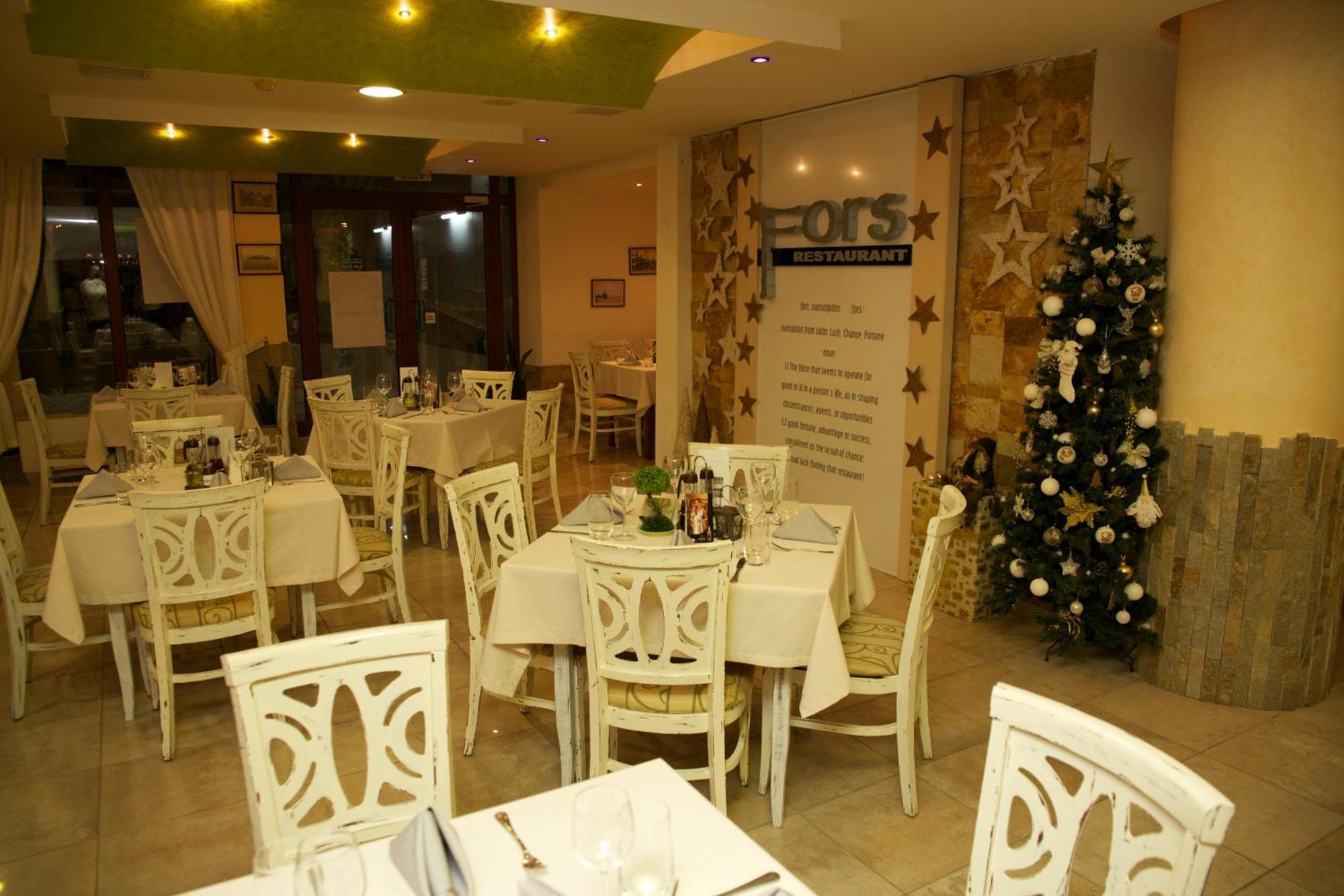 Hotel Fors Burgas ภายนอก รูปภาพ